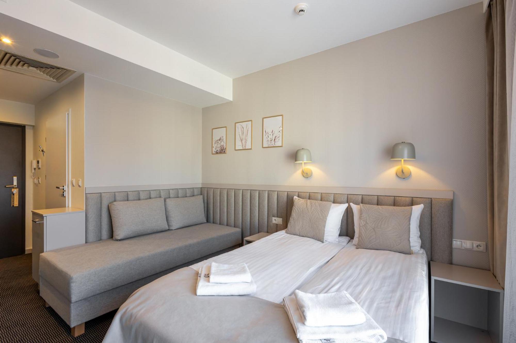 Apartamenty Wolnosci 6 Self Check-In 24H بوزنان المظهر الخارجي الصورة